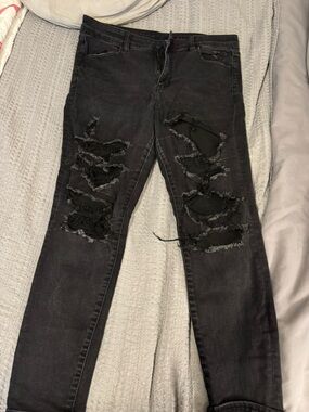 American Eagle Outfitters Black Distressed Skinny Jeans